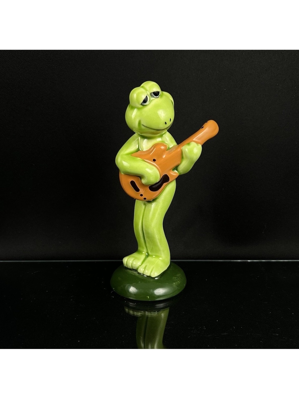 Vintage Cameron & Son Frog Playing Guitar 5.5" Green Made in Korea